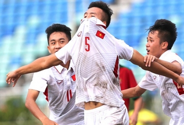 HLV Park tăng cường lực lượng cho U22 Việt Nam đối đầu ĐTQG