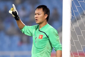 VIDEO: Màn trình diễn 'thượng hạng' của thủ môn duy nhất giành QBV Việt Nam