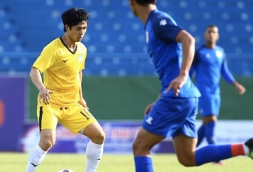 Phóng viên Thái Lan: 'Công Phượng là cầu thủ chủ lực của Kiatisak'