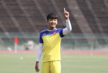 Tiền đạo U22 Việt Nam căng thẳng vì thông tin sang Nhật Bản