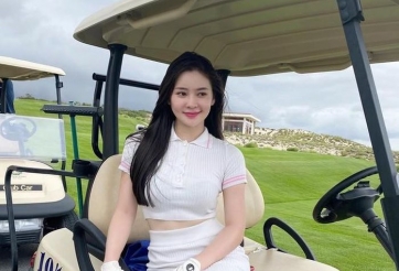 Nữ golf thủ Việt Nam nổi tiếng vì quá xinh đẹp