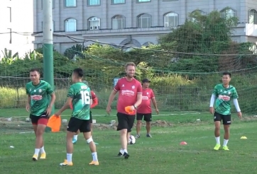 VIDEO: HLV Brazil yêu cầu giáo án đặc biệt cho cầu thủ TPHCM