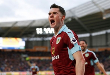 Hàng thải của M.U gây náo loạn TTCN mùa hè