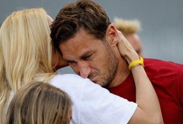 Totti và màn chia tay đẫm nước mắt tại Stadio Olympico