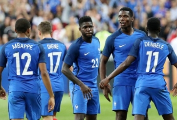 Pogba ngạc nhiên trước sự hòa nhập nhanh của Mbappe, Dembele