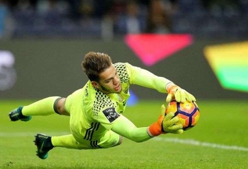 VIDEO: Màn ra mắt của Ederson Moraes trong màu áo Man City