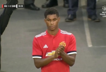 VIDEO: Rashford khéo léo biến Carvajal thành gã hề