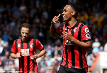 VIDEO: Bournemouth dễ dàng có bàn mở tỷ số trước Burnley