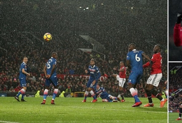 Highlights: MU 3-0 Stoke City (Vòng 23 - Ngoại hạng Anh)