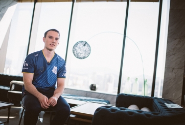 Vòng khởi động CKTG 2018 ngày 2 - INF ra quân