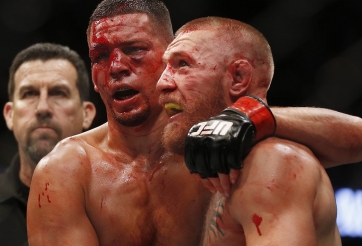 Bị đánh giá thấp hơn, Conor đã rút ra chiến thuật như thế nào? 