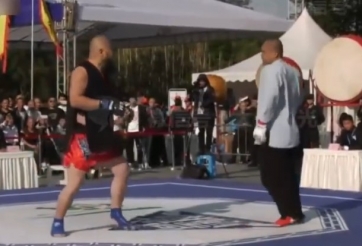 Bại tướng Từ Hiểu Đông thua trận lố bịch trước 'Lỗ Trí Thâm' hiện đại