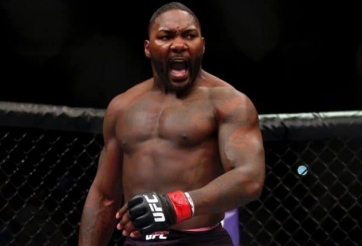 Anthony Johnson muốn chen ngang nếu Jon Jones tranh đai với Cormier