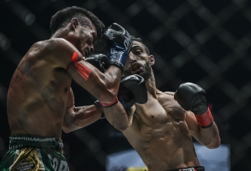 VIDEO Giorgio Petrosyan vs Sorgraw Petchyindee Academy