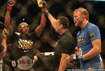 Jon Jones :'Gustafsson chỉ là phiên bản rẻ tiền hơn của tôi'