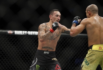  VIDEO: Highlights Max Holloway - Triều đại mới của UFC Featherweight
