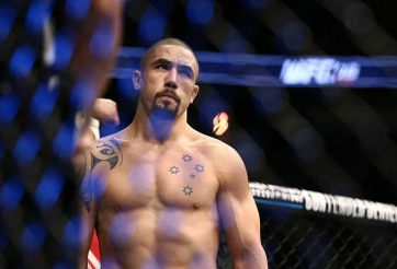 Robert Whittaker định 'nén đau' để đấu Gastelum tại UFC 234