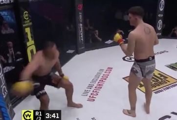 VIDEO Lại một võ sĩ gãy đôi ống đồng vì chủ quan khi ra đòn