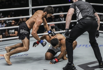 SỐC: Siêu sao ONE Champhionship kết liễu đối thủ chưa đầy 25 giây