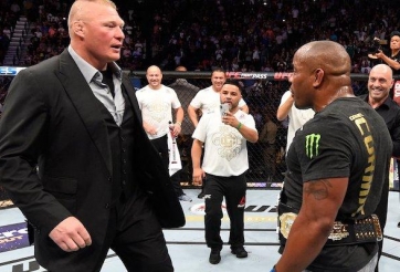 Ngôi sao WWE Brock Lesnar sẽ đối đầu ĐKVĐ UFC Daniel Cormier tháng 8 tới?