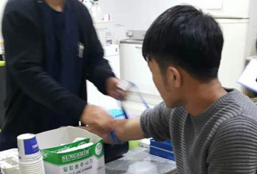 Xuân Trường kiểm tra y tế ở Hàn Quốc