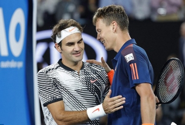 Federer tốc hành vào vòng 4 Australian Open gặp Nishikori