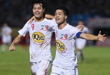 HAGL chơi hay hơn cùng kì năm ngoái khi có Công Phượng
