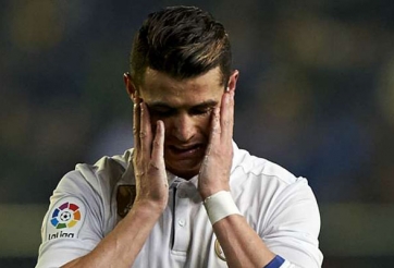 CĐV Real la ó 3 nhân vật cộm cán của Real khi hòa Las Palmas