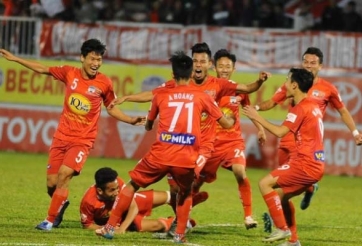 HAGL hay nhất V-League nhờ đá đẹp, hiệu quả