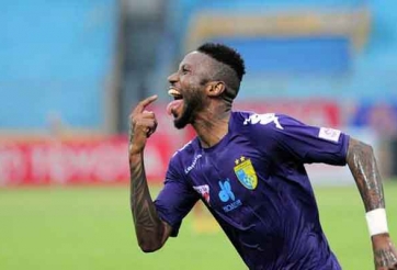 Cầu thủ đầu tiên ghi 130 bàn trong lịch sử V-League