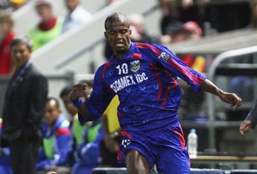 Philani: Người đá V-League khiến trợ lý Mourinho thán phục