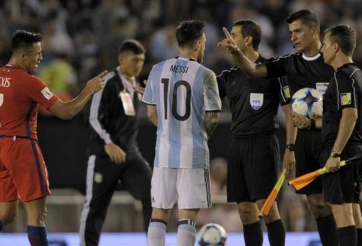 Messi: 'Tôi chửi thề không khí chứ không chửi trọng tài'