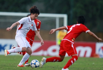 Tin HOT 12-4: ĐT nữ Việt Nam nhận thưởng khiêm tốn từ VFF