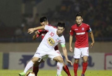 HAGL hòa T.QN: Công Phượng, 3 năm và những tiếng vỗ tay