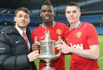 MU đón tân binh 25 triệu bảng? Siêu trung vệ Juve tới Barca?