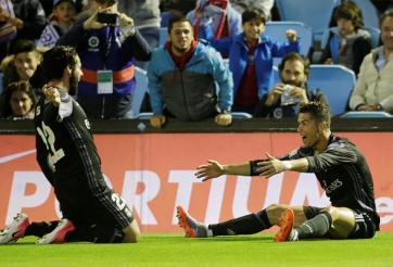 Ronaldo lập cú đúp, Real chạm tay vào chức vô địch La Liga