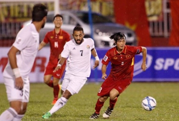 HLV Hữu Thắng chọn xong bộ ba tiền vệ cho U22 dự SEA Games