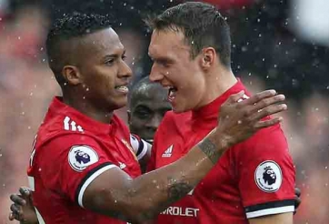 Man Utd thăng hoa nhờ những sự hồi sinh 'kì diệu'