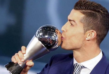 Đêm nay FIFA công bố giải The Best: Ronaldo lập cú đúp?