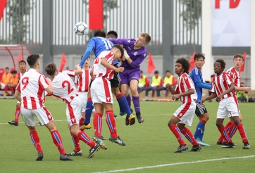 HLV U15 Stoke City đánh giá bất ngờ về sức mạnh của U15 PVF