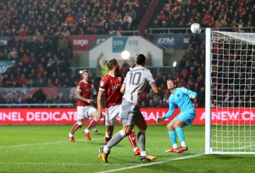 MU bị đội hạng Nhất đá bay khỏi cúp Liên đoàn Anh