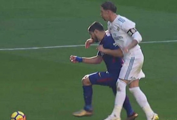 Ramos nói gì về tình huống tát vào mặt Suarez ở 'siêu kinh điển'?