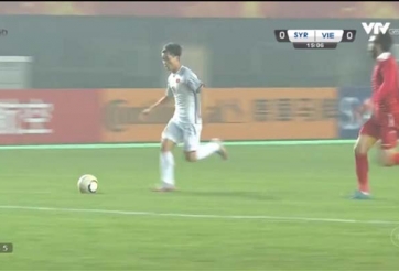 Công Phượng suýt mở tỉ số, Syria làm CĐV Việt Nam thót tim