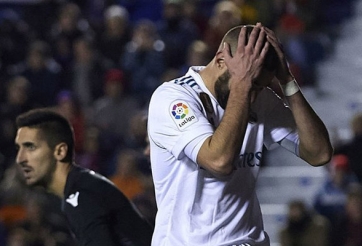 Ronaldo 'tịt ngòi', Real nguy cơ mất vé dự Champions League