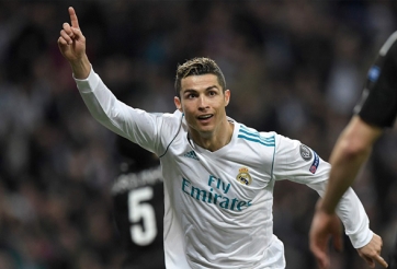 Ronaldo lập kỷ lục chưa từng có sau cú đúp xé lưới PSG