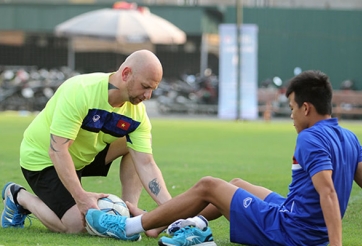 HLV Park Hang Seo có thêm trợ lý từng làm việc tại Real?