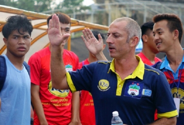 HLV Graechen giải thích vì sao U19 HAGL chưa ban bật đẹp như lứa Công Phượng