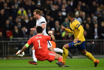 Ba phút định mệnh phá hỏng giấc mơ của Tottenham