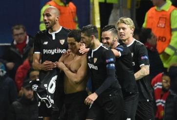 Toàn đội Sevilla sốc với hành động bất ngờ của Jose Mourinho