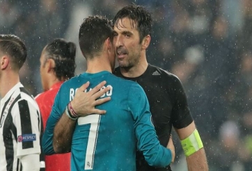 Buffon nói gì khi để Ronaldo chọc thủng lưới thêm 2 lần?